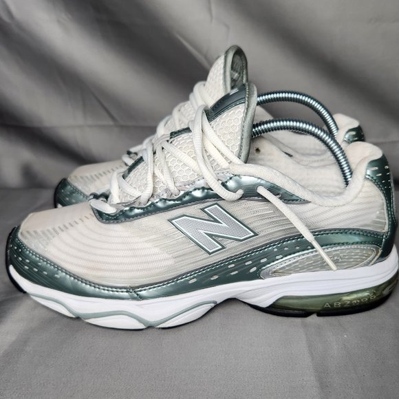 New Balance '725' (2008) - Picture 1 of 5